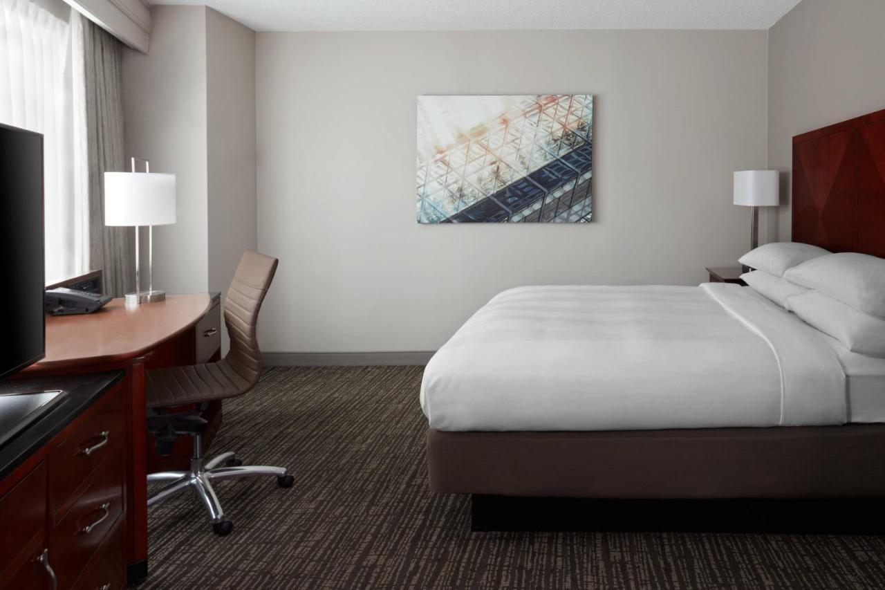 Concierge lounge access, Guest room, 1 King,701789227:JPEG